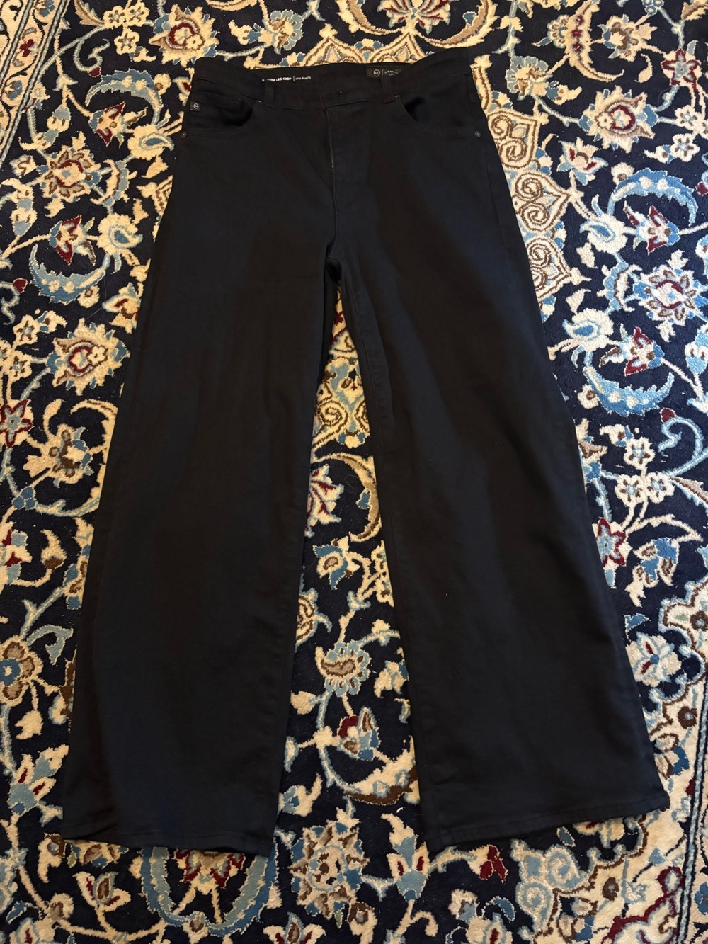 Black AG Saige Wide Leg Crop size 28